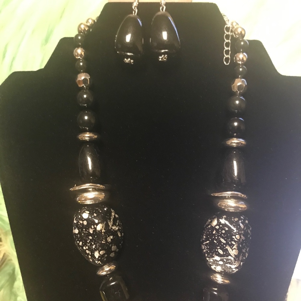 Necklace Set